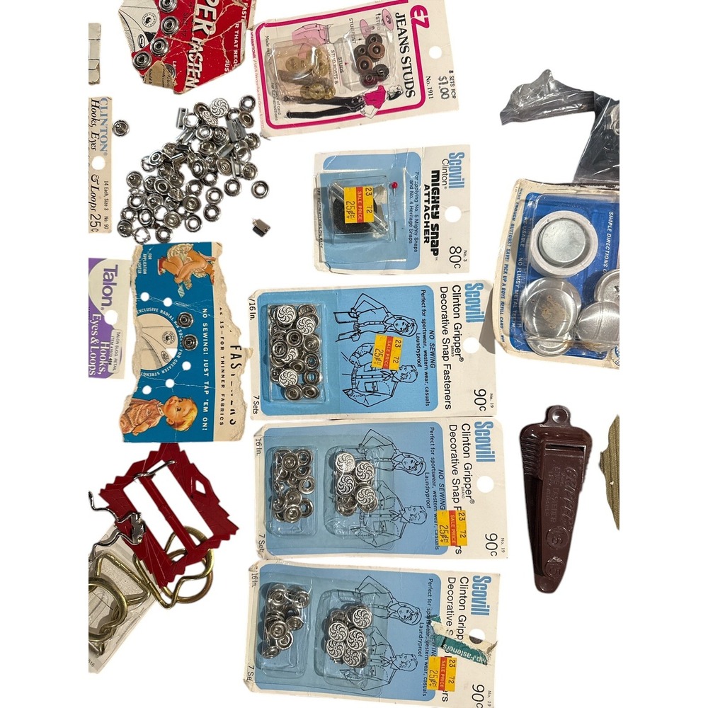 Huge Lot Snaps, Hooks, Eyes, Loops, Grippers,‎ Studs & Zippers Vintage - Picture 3 of 5